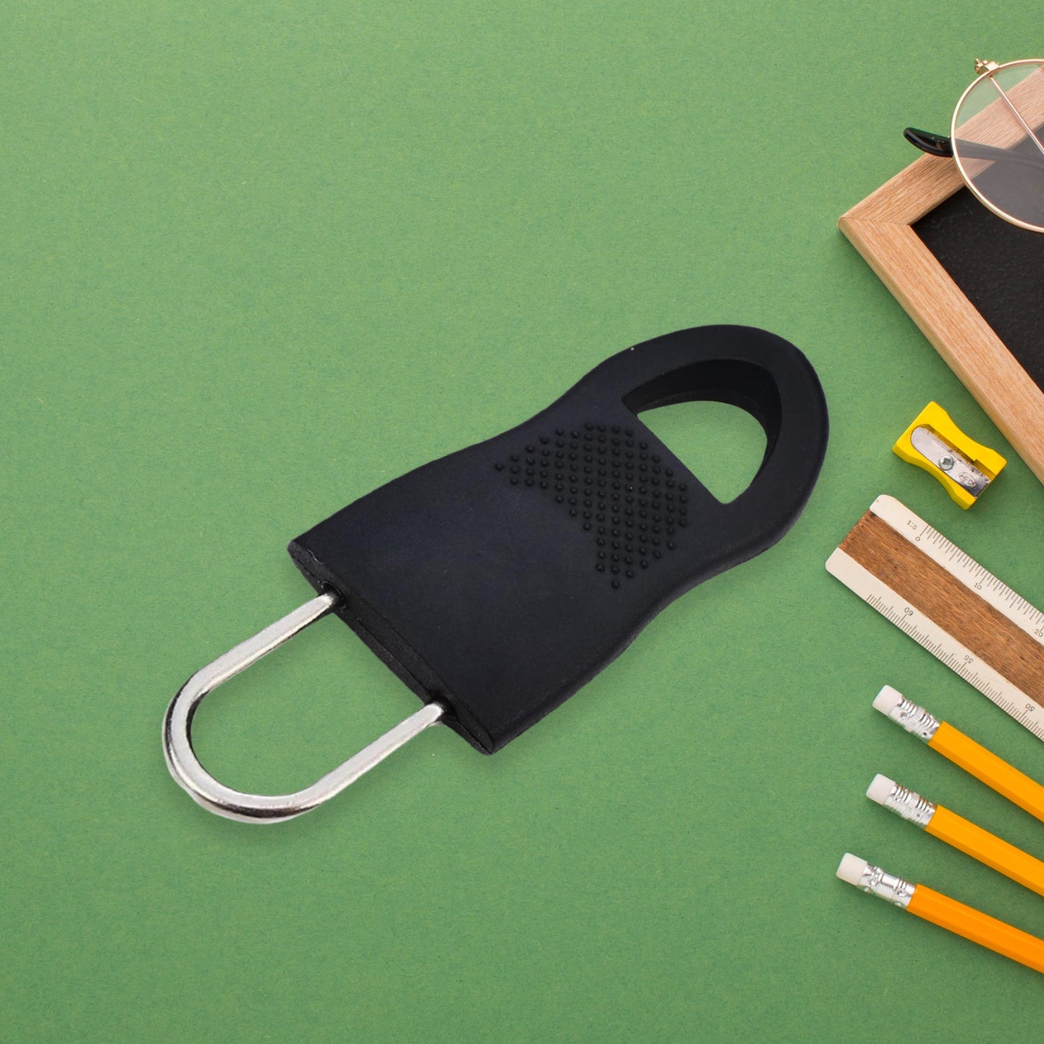 Zipper Pull Tab Zipper Tags Cord Pulls Zipper Extension Zip Fixer for Luggage Suitcase Backpack Jacket Bags Style Metal Zipper Head Zip Fixer Tags Handbag Backpack Plastic (1 Pc / 10 Pc) Zipper Pull Tab Zipper Tags Cord Pulls Zipper Extension Zip Fixer for Luggage Suitcase Backpack Jacket Bags Style Metal Zipper Head Zip Fixer Tags Handbag Backpack Plastic (1 Pc / 10 Pc)